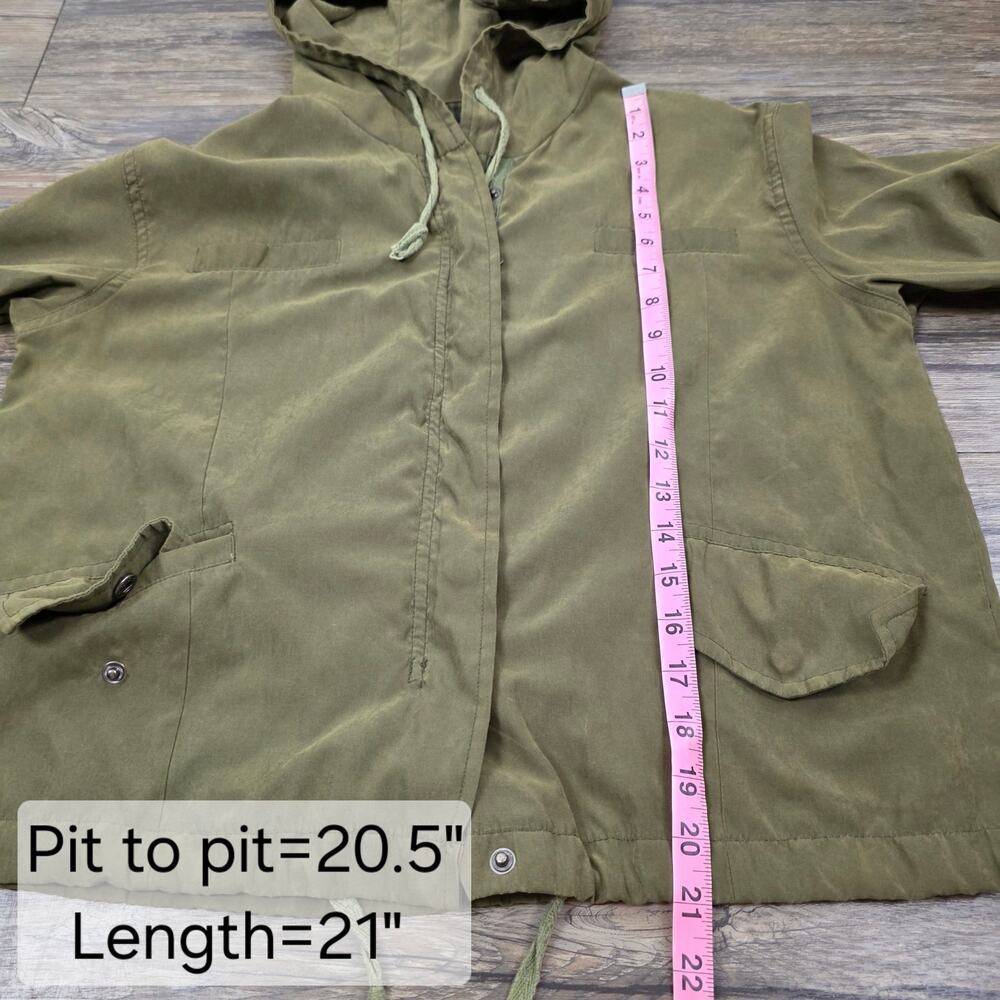 Brandy Melville Hailey Utility Jacket Olive Hooded Cargo OS - Picture 8 of 8
